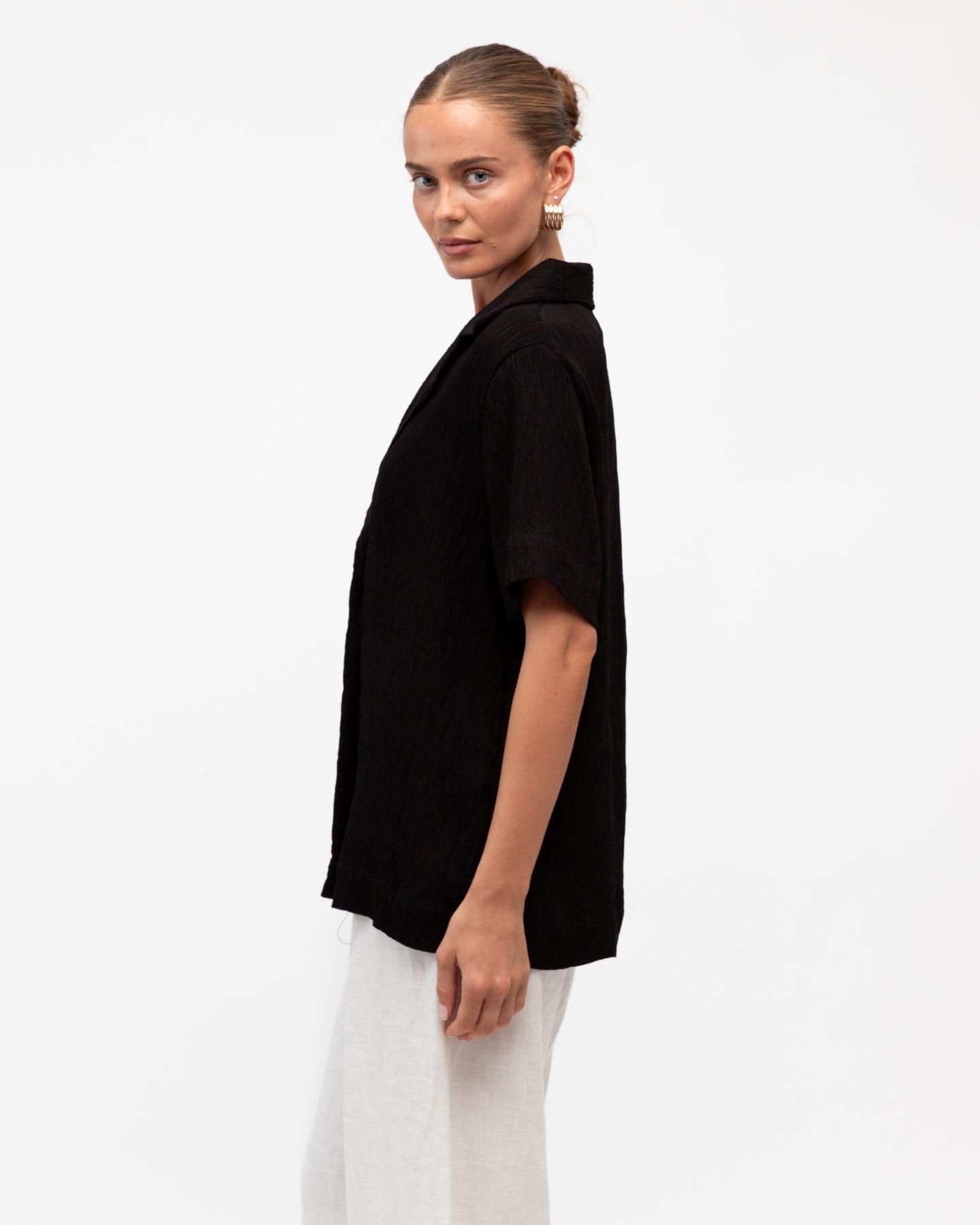 MINT | TEXTURED SHIRT - BLACK
