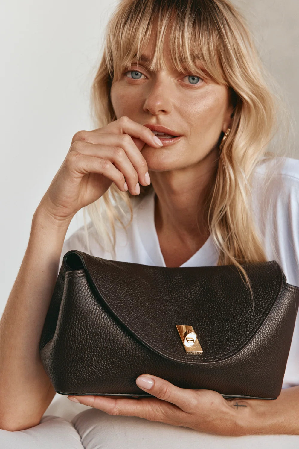 VESTIRSI | SLOANE LEATHER CROSSBODY - DARK CHOCOLATE