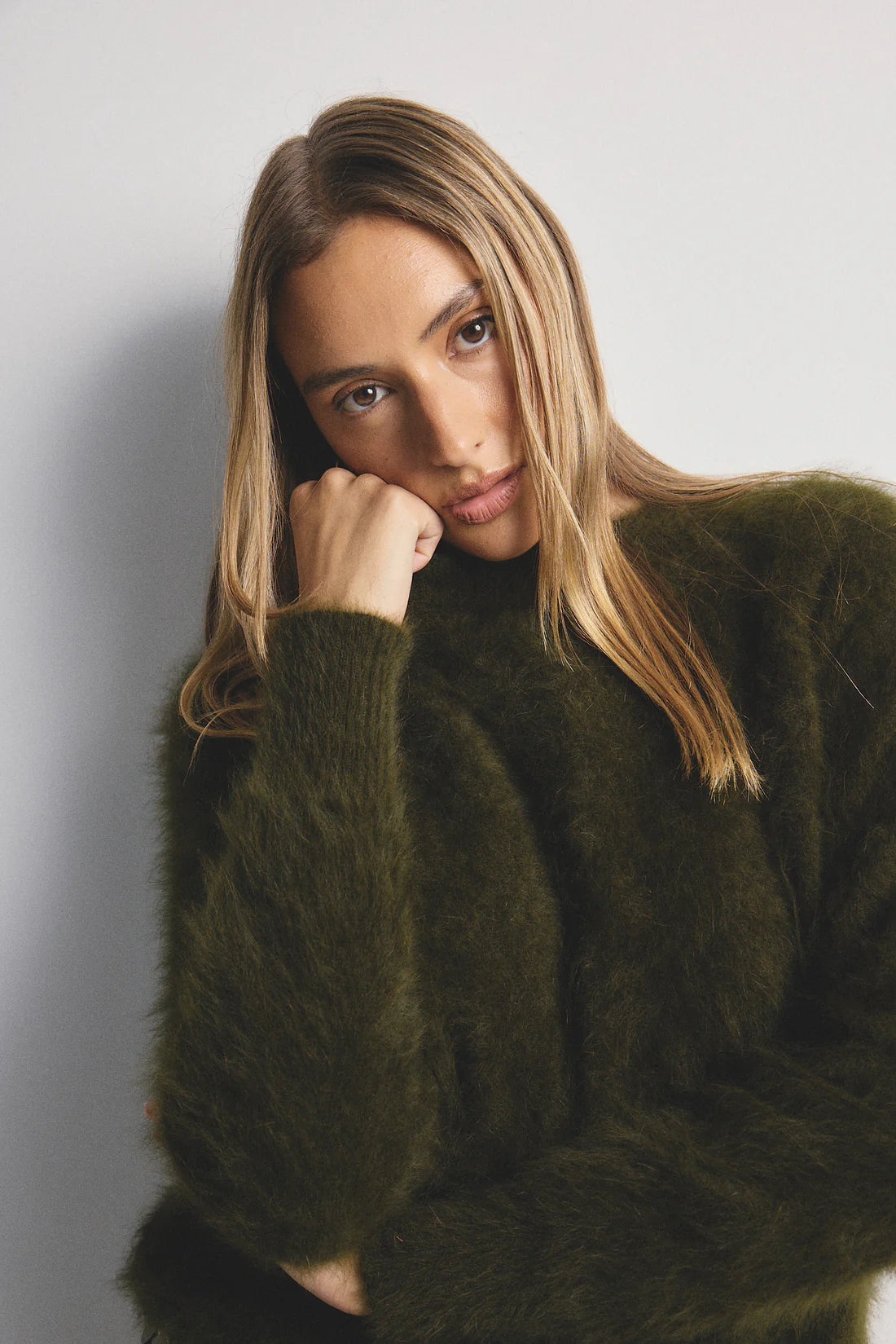 WORLD OF NOMADS | ADELE CREW NECK KNIT - MOSS