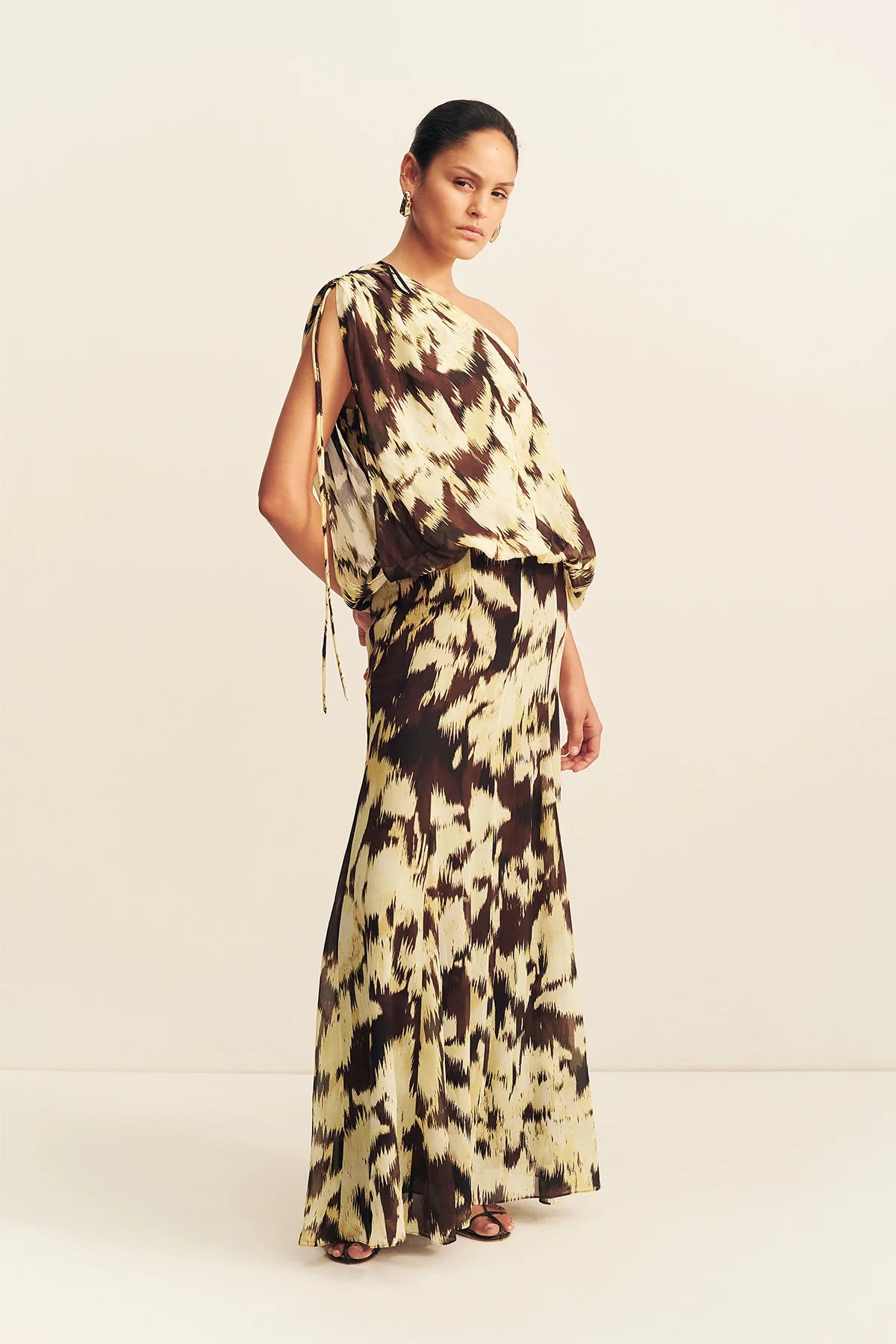 SHONA JOY | BENNY BLOUSON MAXI DRESS