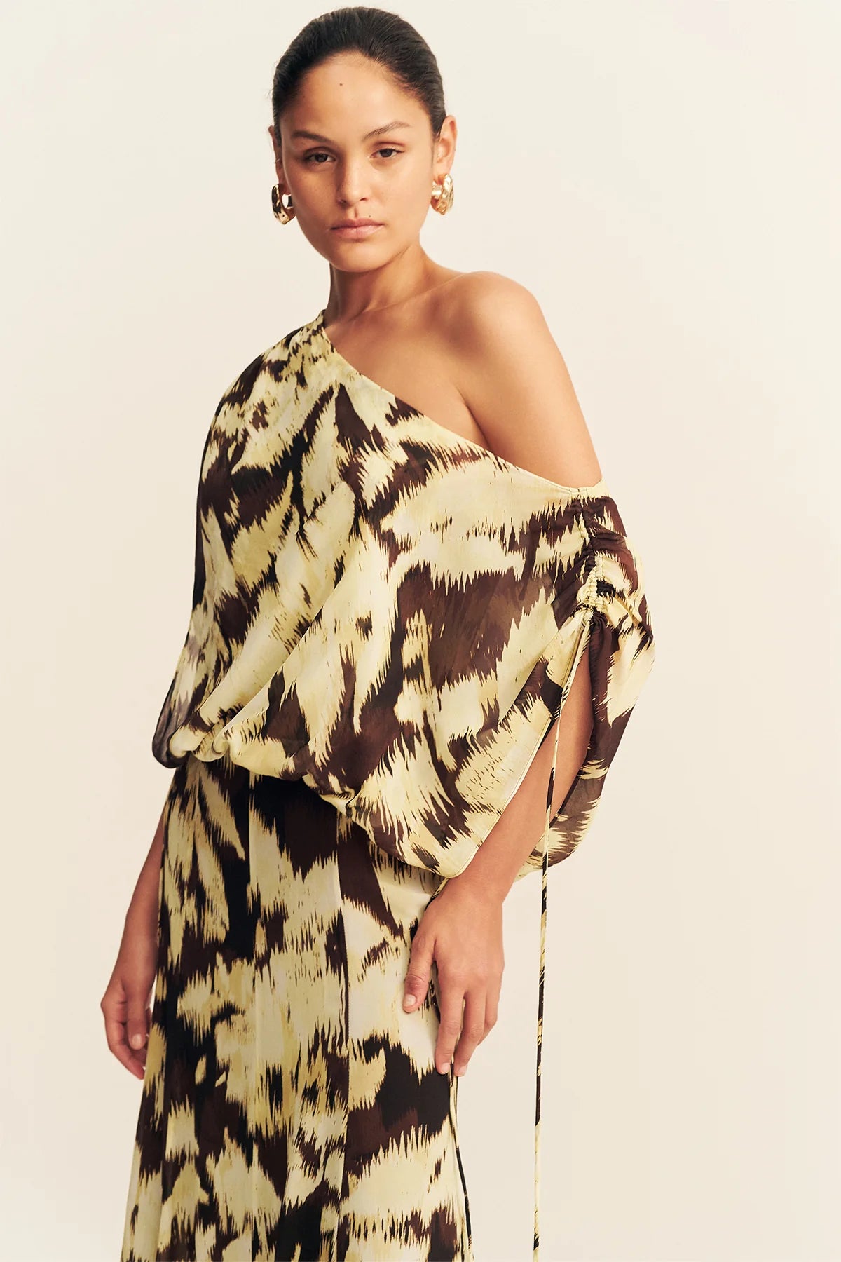 SHONA JOY | BENNY BLOUSON MAXI DRESS