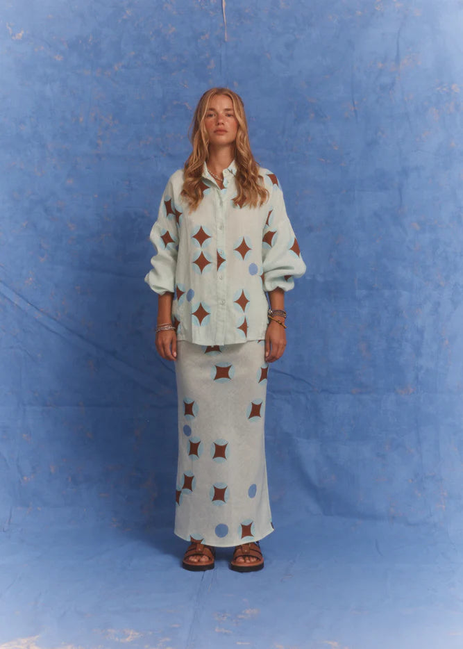 KINGA CSILLA | AQUARIUS CHALM SHIRT