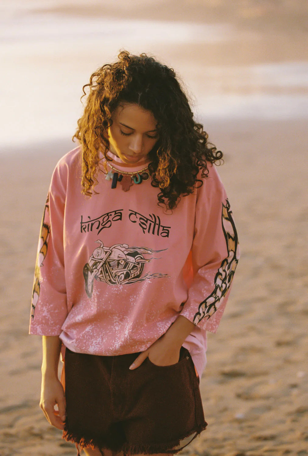 KINGA CSILLA | FADED CORAL DESERT RACER TEE