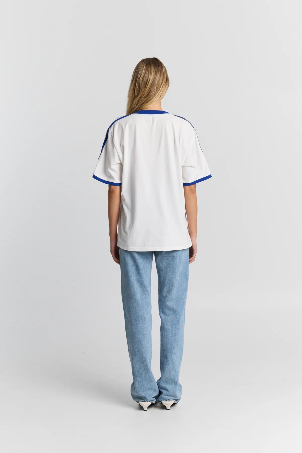 MAKU | ARTISAN V NECK TEE