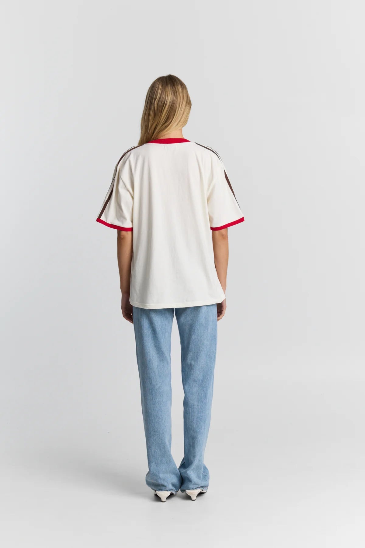 MAKU | FRANCE V NECK T-SHIRT