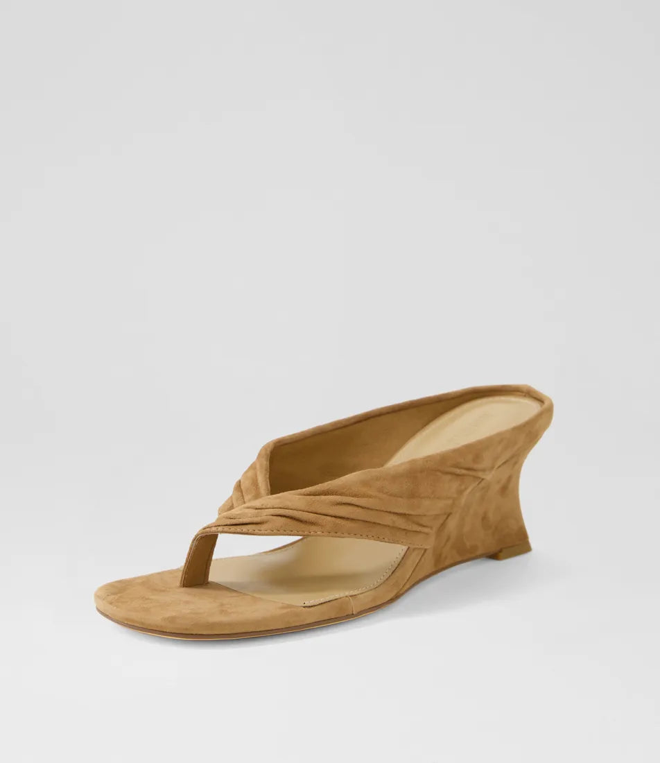 MOLLINI | FEBBE THONG WEDGE
