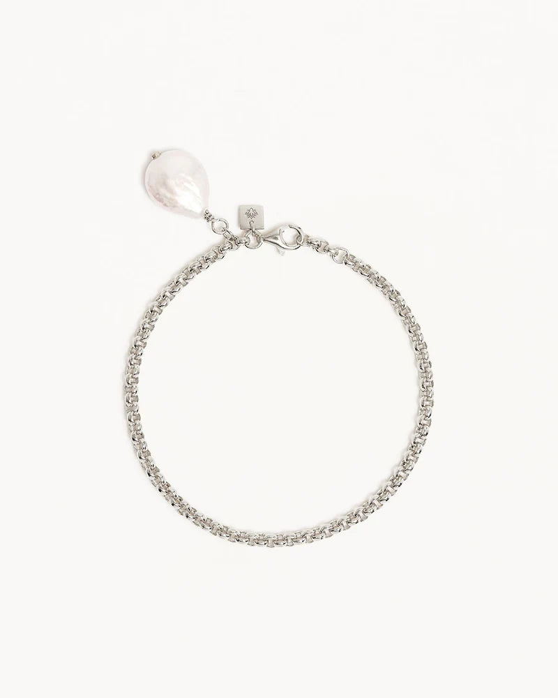 BY CHARLOTTE | EMBRACE STILLNESS PEARL BRACELET - SILVER