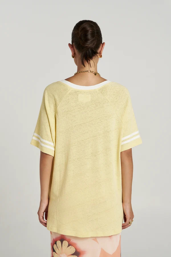 SUMMI SUMMI | V NECK TEE - BUTTER