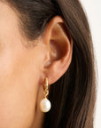 BY CHARLOTTE | EMBRACE STILLNESS PEARL HOOPS - GOLD