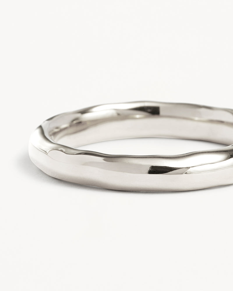 BY CHARLOTTE | LOVER MEDIUM RING - SILVER