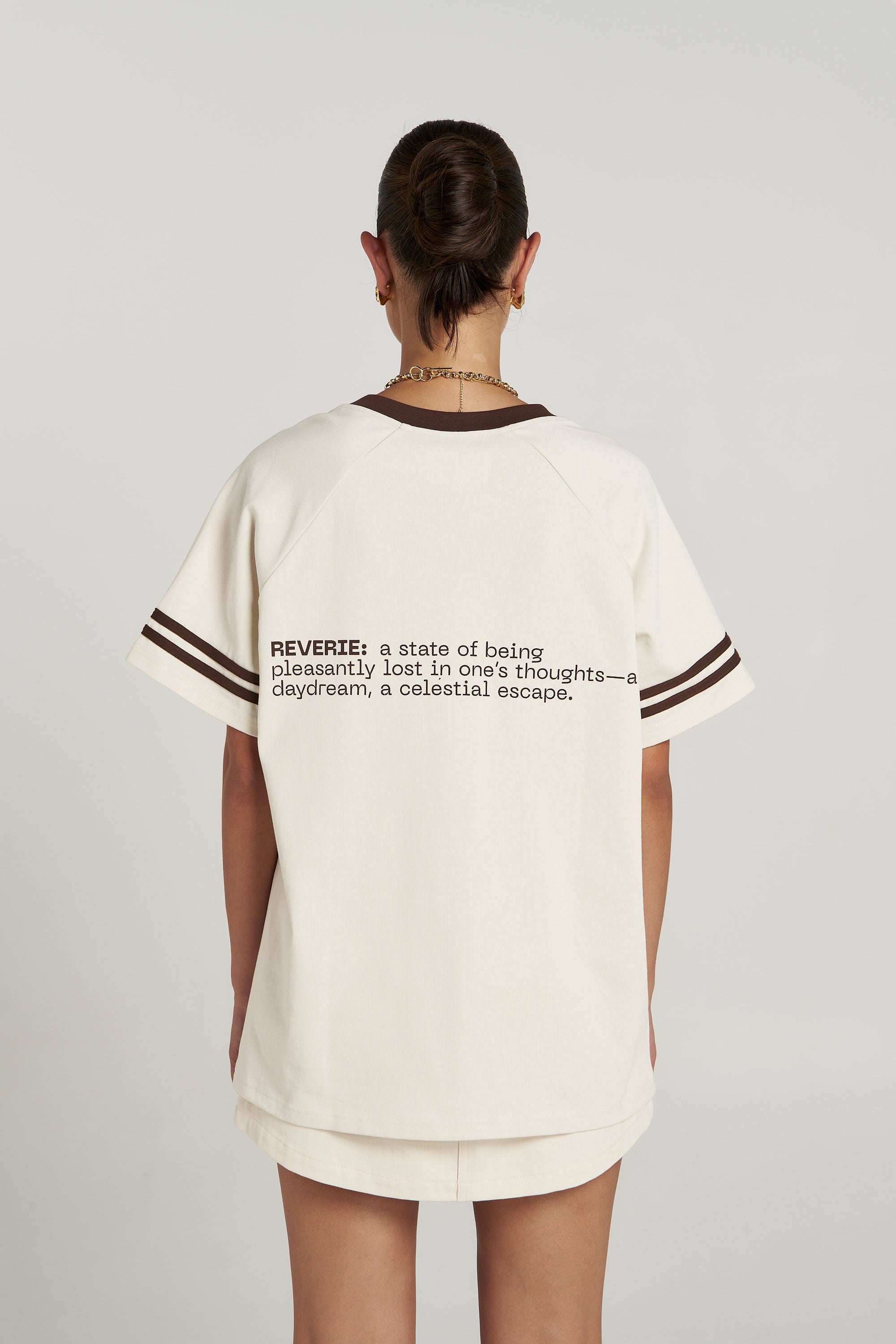 SUMMI SUMMI | REVERIE V NECK TSHIRT
