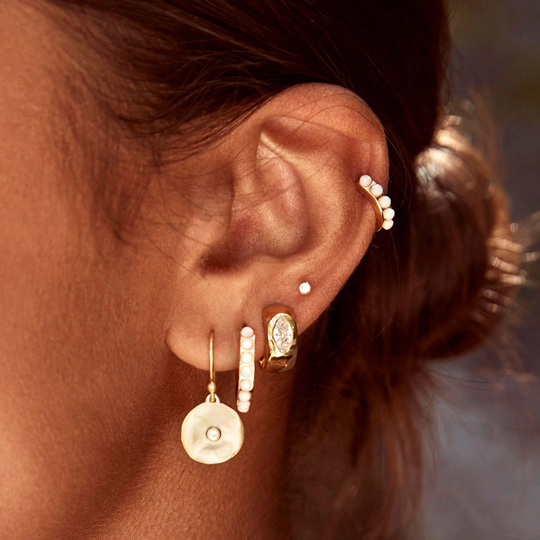 FAIRLEY | IVORY OPAL CRYSTAL MIDI HUGGIES