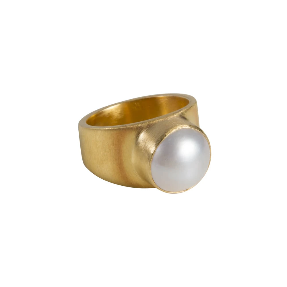 FAIRLEY | PEARL DOME RING