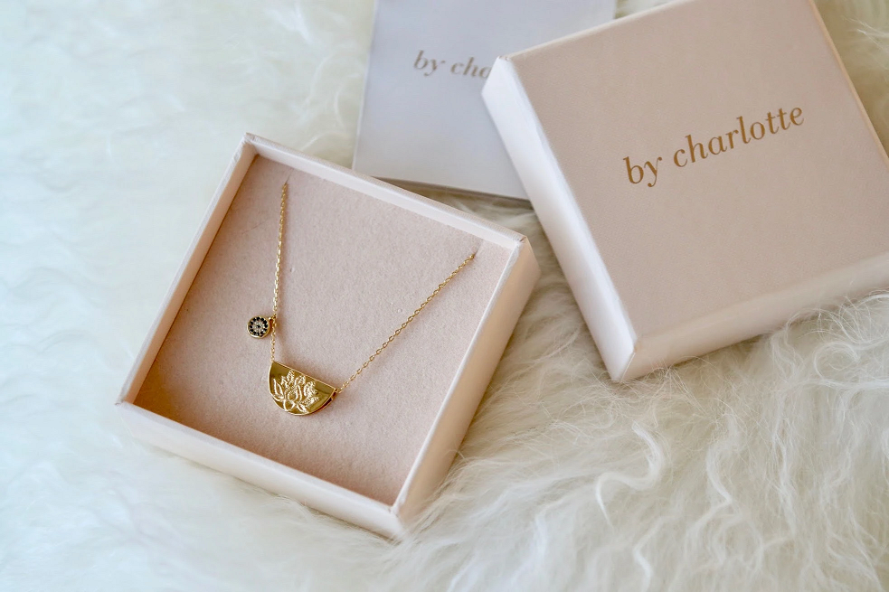 BY CHARLOTTE | LUCKY LOTUS NECKLACE - GOLD