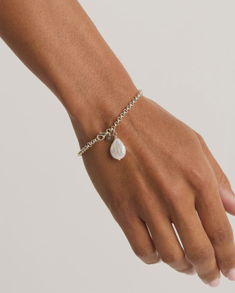 BY CHARLOTTE | EMBRACE STILLNESS PEARL BRACELET - SILVER