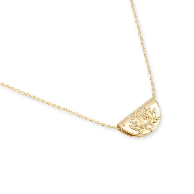 BY CHARLOTTE | GOLD LOTUS SHORT NECKLACE