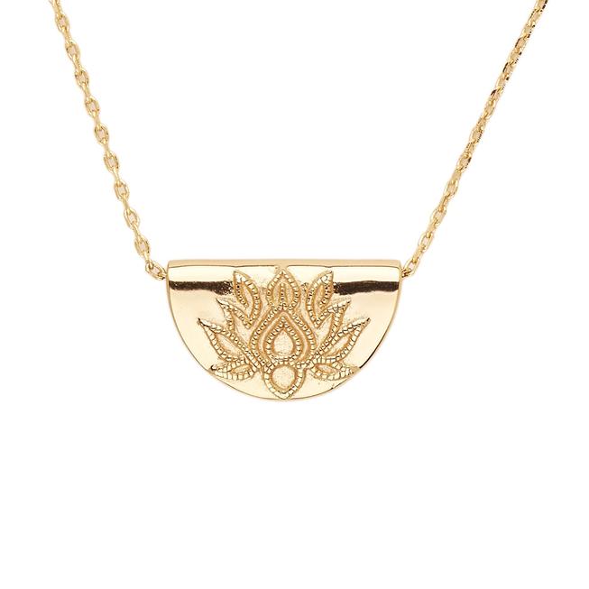 BY CHARLOTTE | GOLD LOTUS SHORT NECKLACE